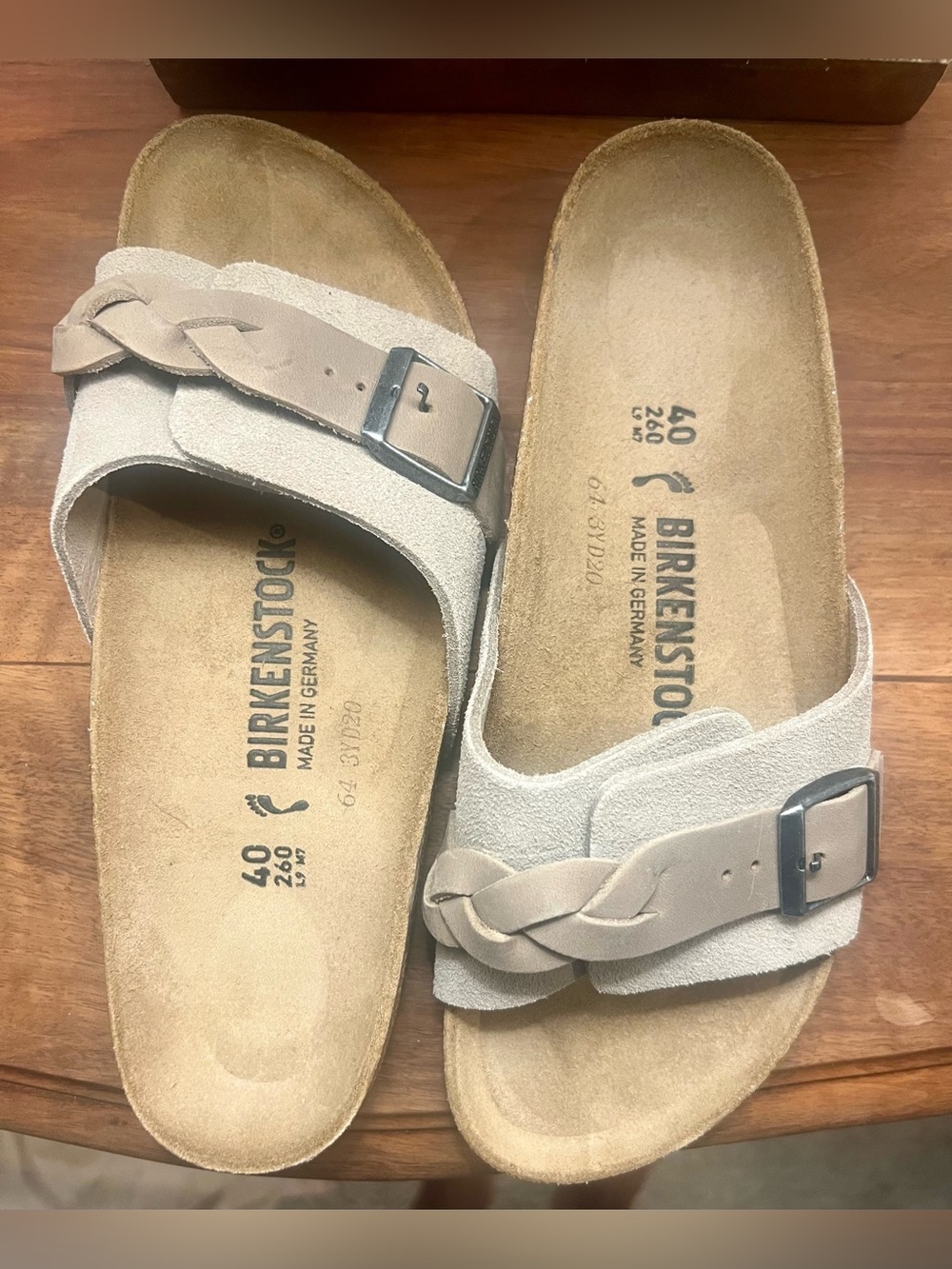 Birkenstock Women’s Oita Braided Suede Strap Sandals in Taupe NWOT